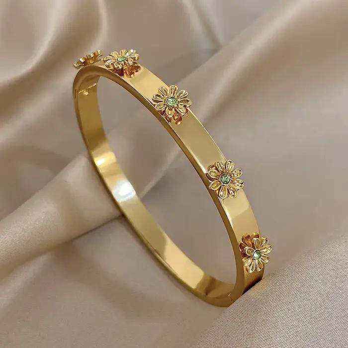 Bracelet en acier inoxydable avec incrustations de fleurs et strass pour homme et femme occasions spéciales cadeau romantique chic minimaliste