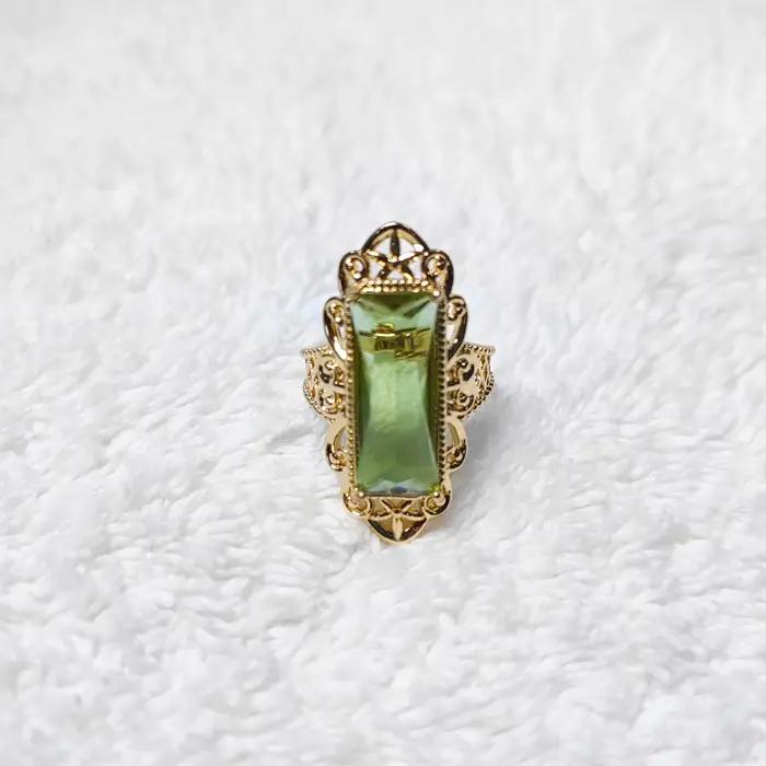 Bague vintage turque en sultanite synthétique pour femme