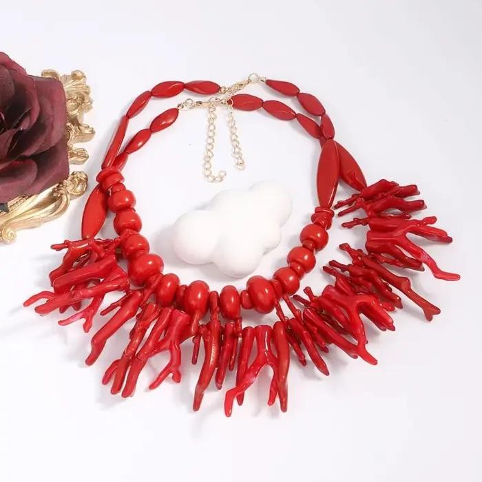 Collier corail irrégulier élégant avec chaîne longueur réglable, accessoire bijoux, confortable pour