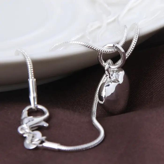 Collier avec Pendentif Petit Cœur en Argent pour Femme