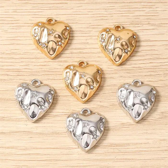 8 pièces de pendentifs en forme de cœur en alliage de cristal mignons de 17x18mm pour la fabrication de bijoux