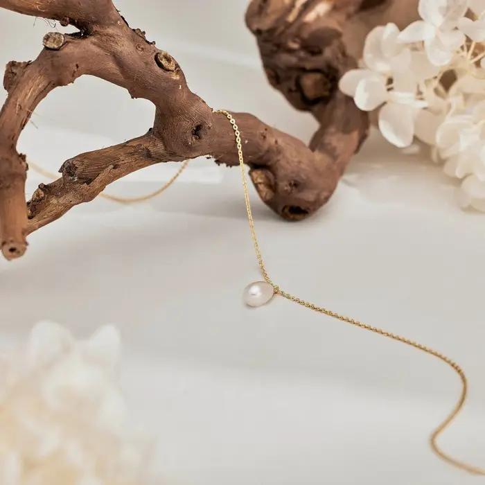 Collier classique avec pendentif perle goutte forme élégante cadeau occasion spéciale femmes mariage anniversaire