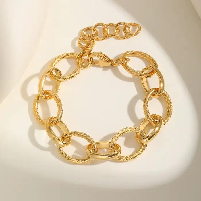 Bracelet à motif épais plaqué or pour femmes