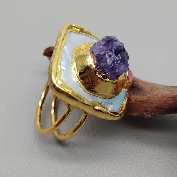 Y.YING – bague brute Druzy avec perles carrées blanches de culture