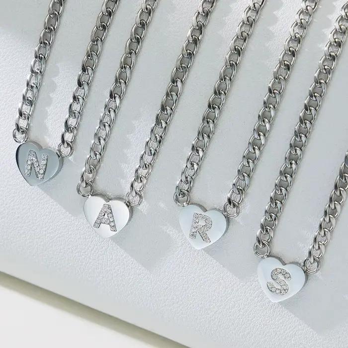 Liora coeur cubique zircone lettre pendentif collier Bracelet pour femmes en acier inoxydable chaîne