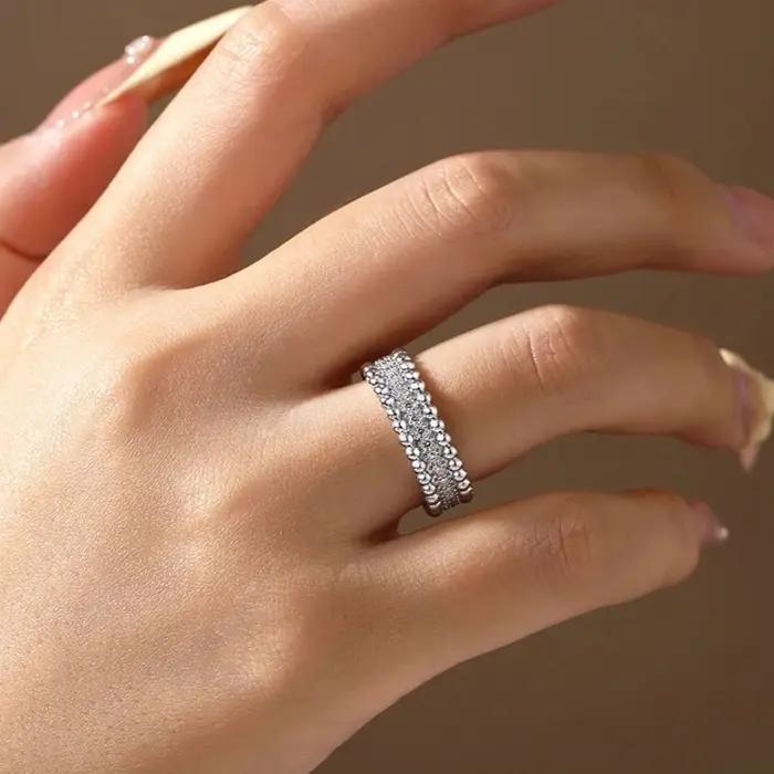 Bague classique plaquée argent 925 pour femmes - Bijou simple en zircon pour un usage quotidien et des cadeaux commémoratifs