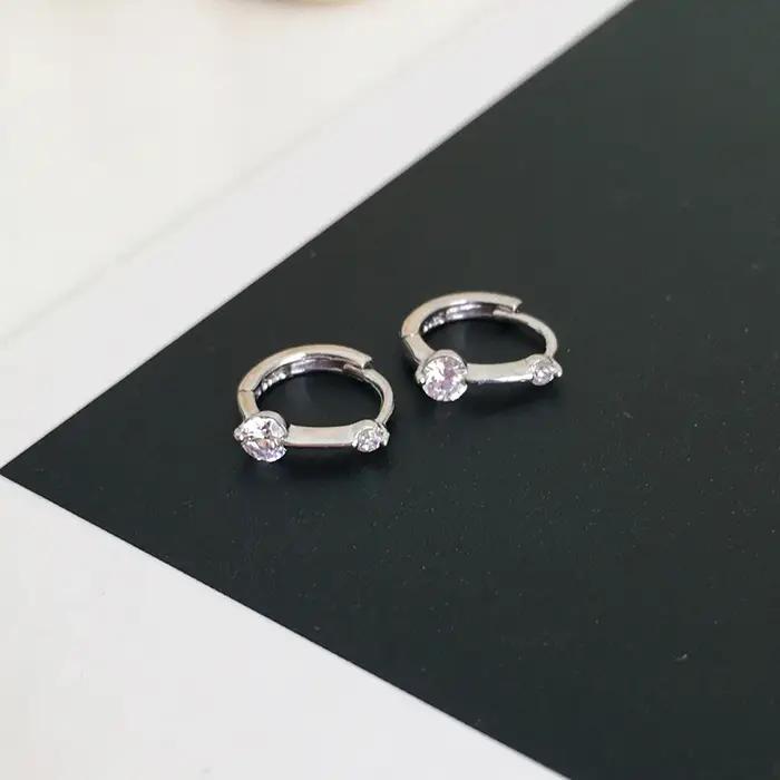 Boucles d'oreilles en argent Sterling 925, exquise, Petite, Simple, Style Unique, élégant, à la mode, léger, luxueux, accessoires d'oreille pour femmes