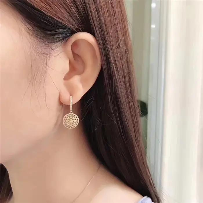Boucles d'oreilles créoles en or jaune 18 carats avec diamant pour femme, bijoux bohèmes, occasions spéciales, luxe et à la mode