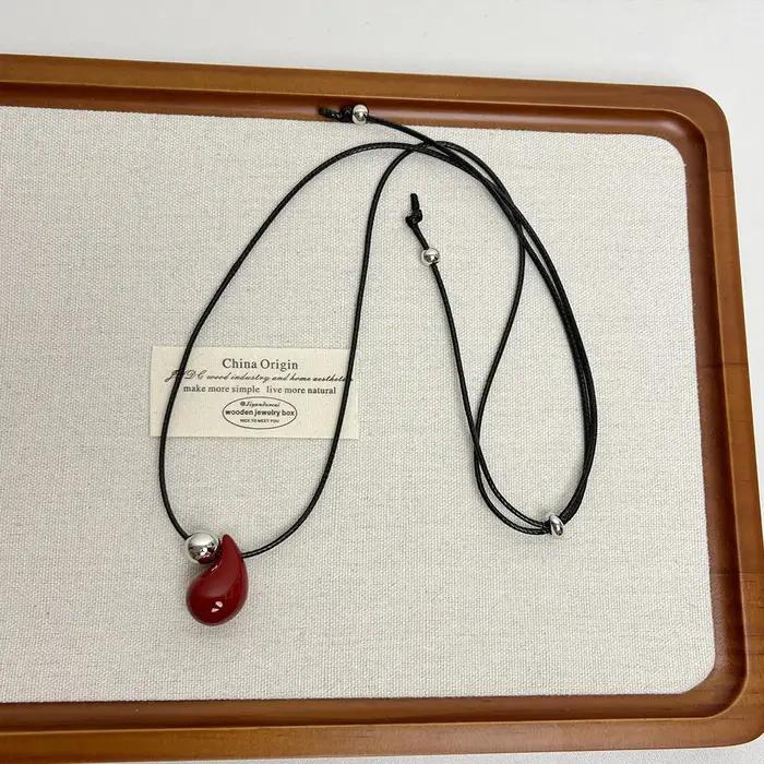 Collier pendentif goutte rouge simple coréen pour femme