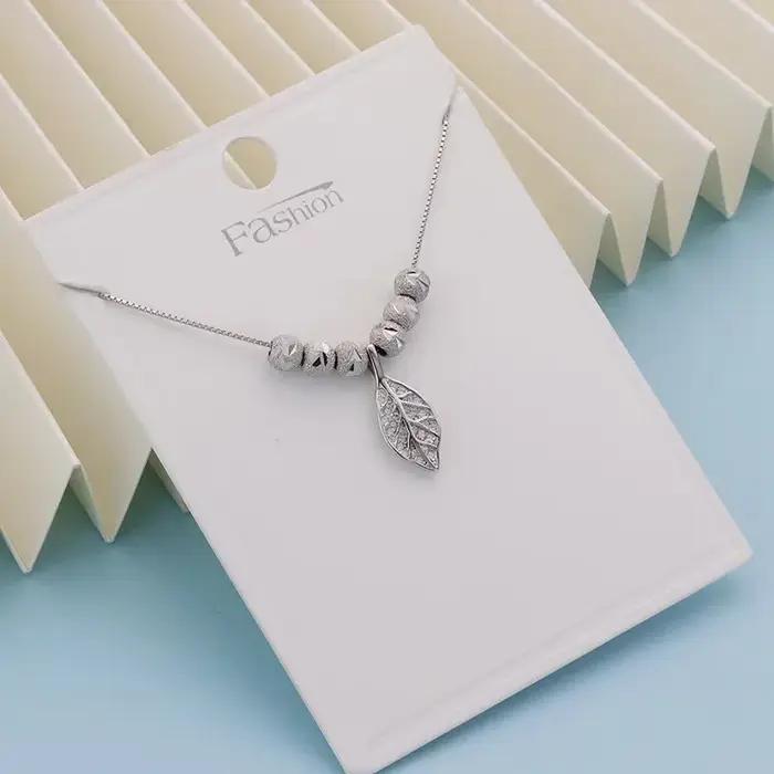 Nouveau collier pour femme couleur or 18 carats avec pendentif feuille micro-pavé en zircon