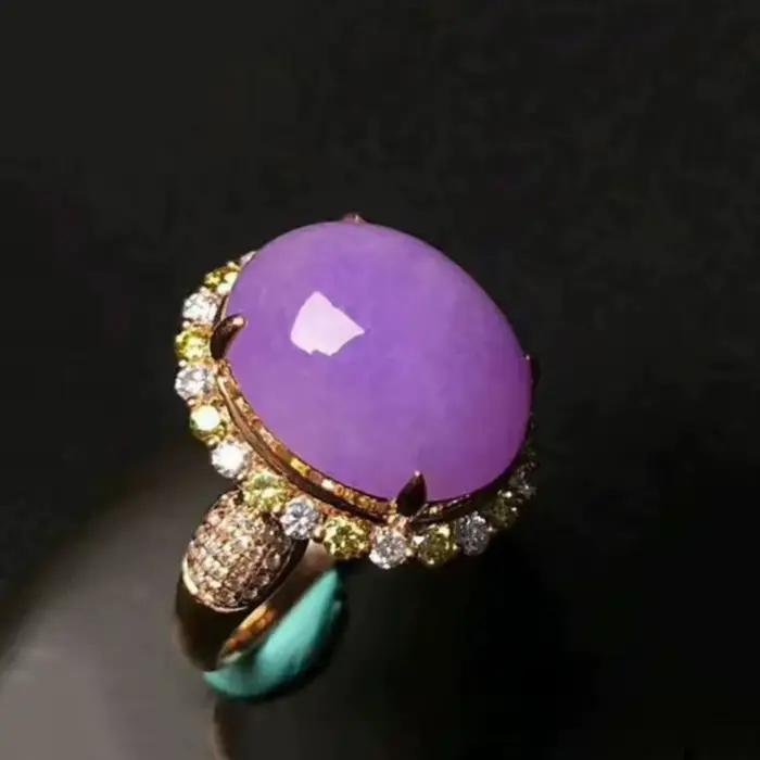 Bague en argent incrustée de calcédoine violette classique pour femmes occasions spéciales soirée festive elegance