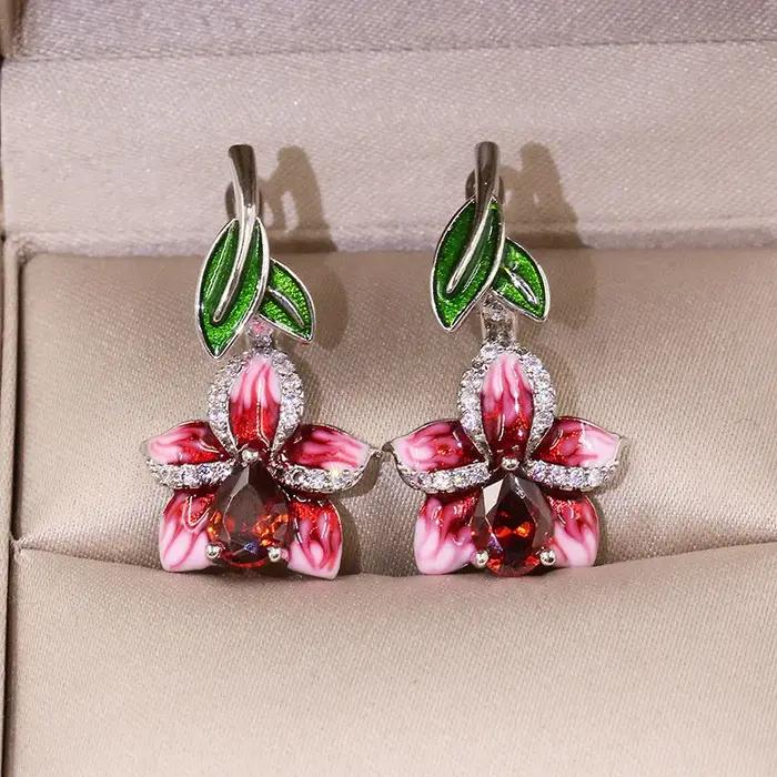 Boucles d'oreilles en argent sterling 925 serties de zirconium blanc en forme de fleur romantique pour femme occasions spéciales mariage engagement soirée festive