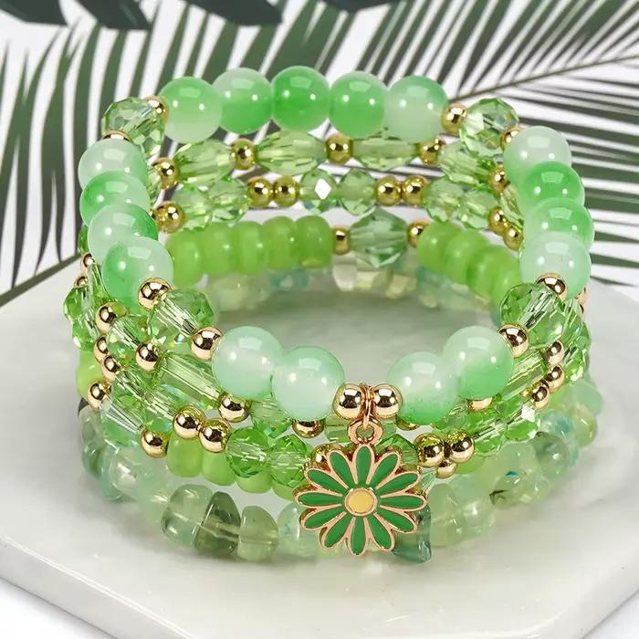 Bracelets bohémiens ornés de breloques marguerites et perles de cristal colorées pour femmes, accessoire de bijouterie de main pour l'été et la plage, chaînes de poignet style bohème