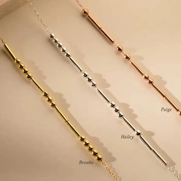Collier personnalisé en code Morse avec noms sur mesure