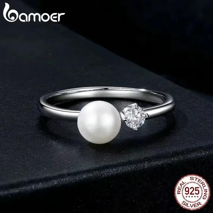 Bague Moissanite avec perle naturelle pour femme