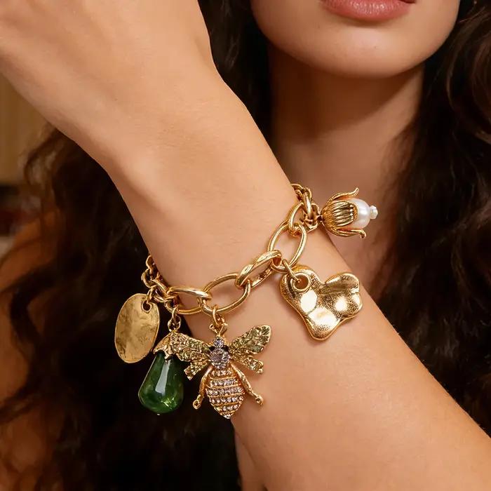 Bracelet à breloques abeille botanique