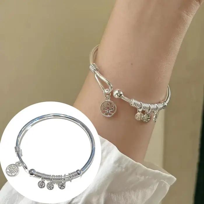 Bracelet de bénédiction irrégulier en argent regardé 925