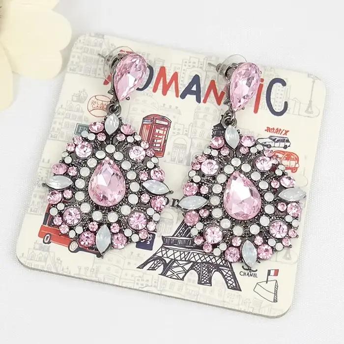 Boucles d'oreilles tendance en alliage avec cristaux et strass