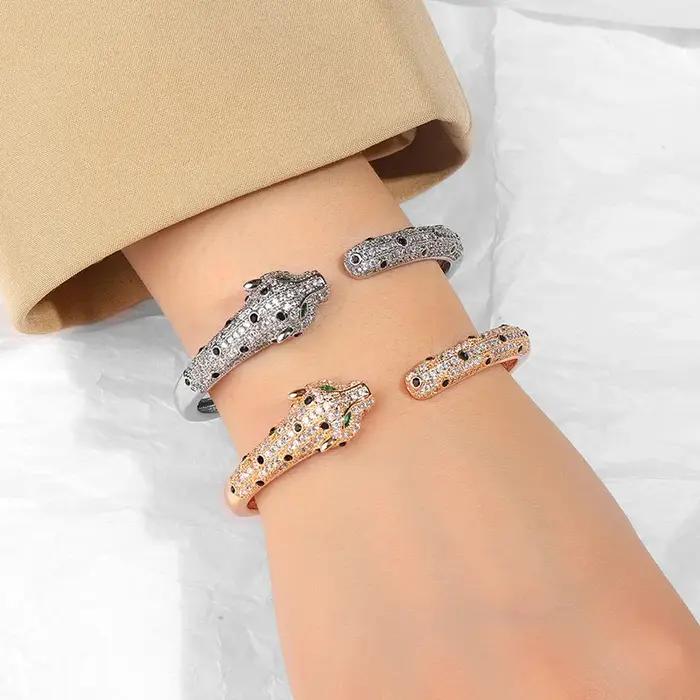 Bracelet en cristal léopard pavé de strass bracelet ouvert en forme de panthère pour femmes bijoux de fête tracker d'humeur occasion spéciale