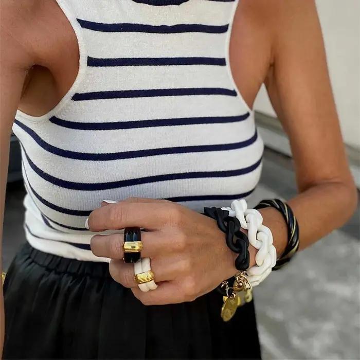 Bague large rétro en or noir et blanc pour femmes