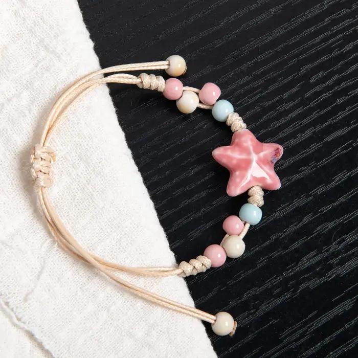 Bracelet en céramique étoile rose fait à la main pour femmes