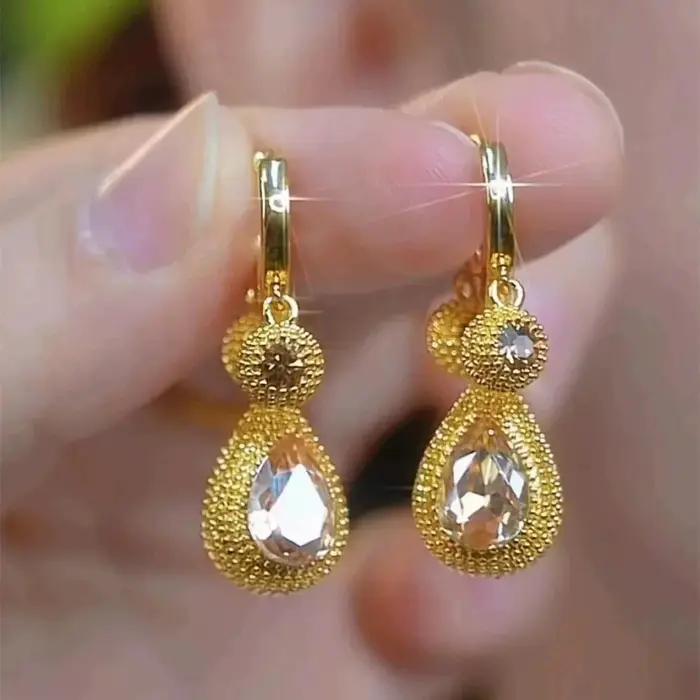 Boucles d'Oreilles Forme Café Scintillantes en Diamant Brun pour Femmes Occasions Spéciales Élégantes Polyvalentes