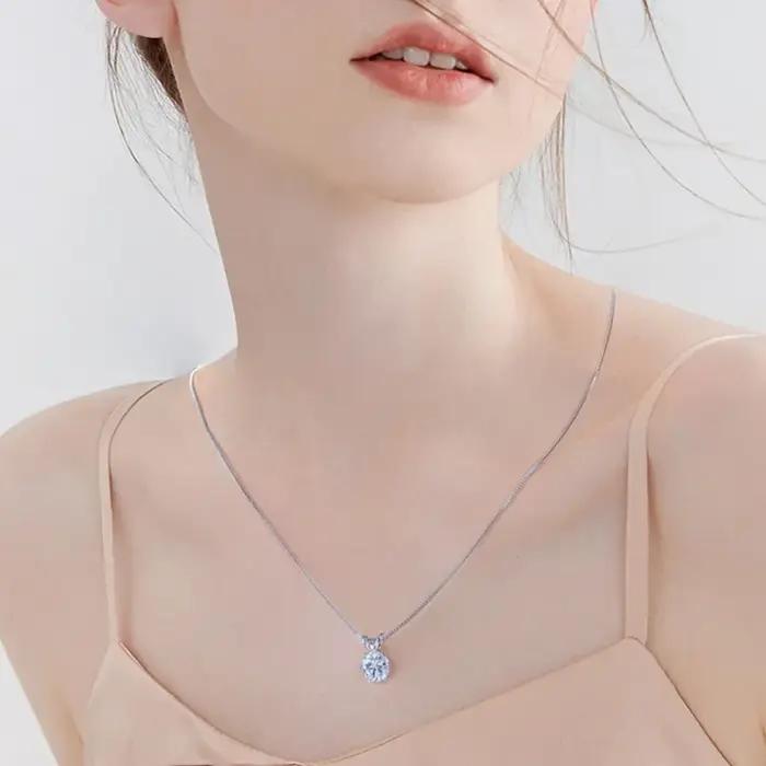 Collier pendentif solitaire en moissanite en argent sterling S925 LinkerLove