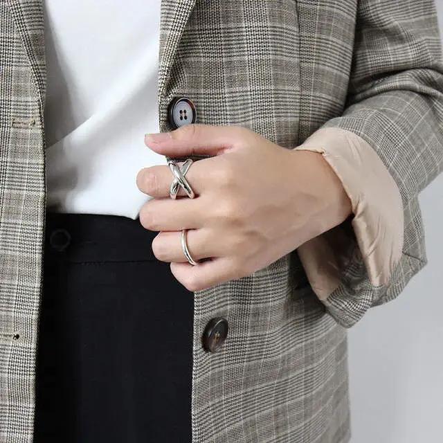 Bague en argent sterling 925 sertie de zirconium blanc élégante à offrir pour femme occasions spéciales vintage croisée pour couples et accessoires de fête