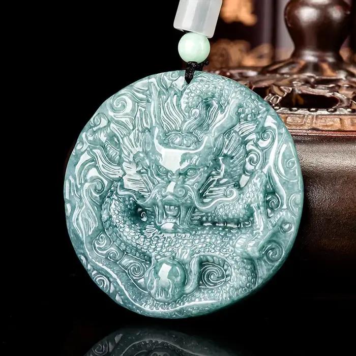 Pendentif en jade de qualité A sculpté à la main pour homme et femme, style ethnique, bijou hypoallergénique pour occasions spéciales
