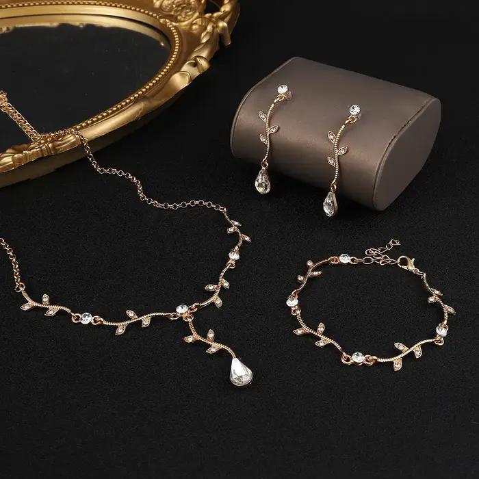 Parures de bijoux plaqués or CC pour femmes