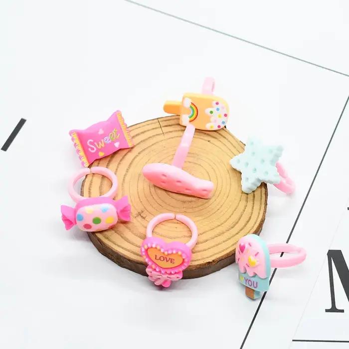 Bagues mignonnes pour filles style gâteau et desserts pour occasions spéciales parties anniversaires et jeux thé fantaisie imaginative