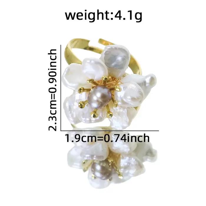 Bague baroque en perles d'eau douce naturelles