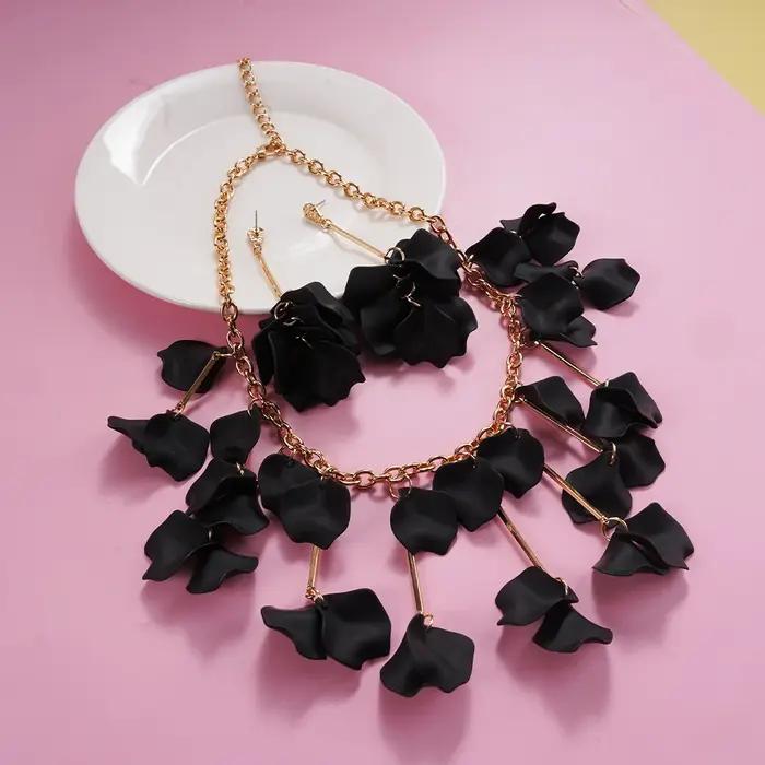 Ensemble de bijoux floral noir WEALTHYBOO collier boucles d'oreilles style gothique rétro pour femmes événements formels soirées audacieuses