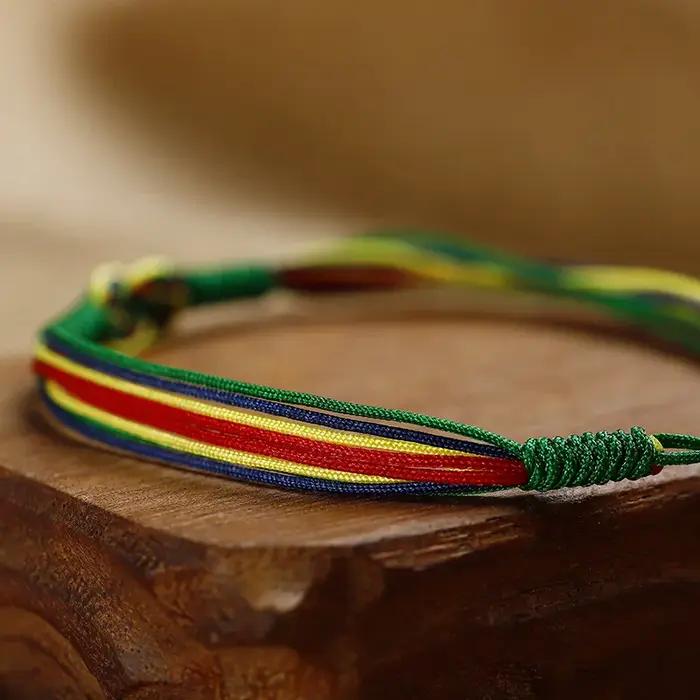 10 couleurs drapeau coloré Bracelet unisexe à la main tissage chaîne Braslet prière méditation chanceux tissu