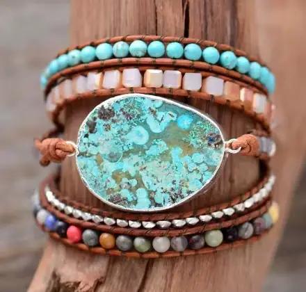 Présentoir à bijoux élégant en velours pour femmes, parfait pour anniversaire, demande en mariage, mariage, cadeaux, utilisation commerciale, voyage et festival