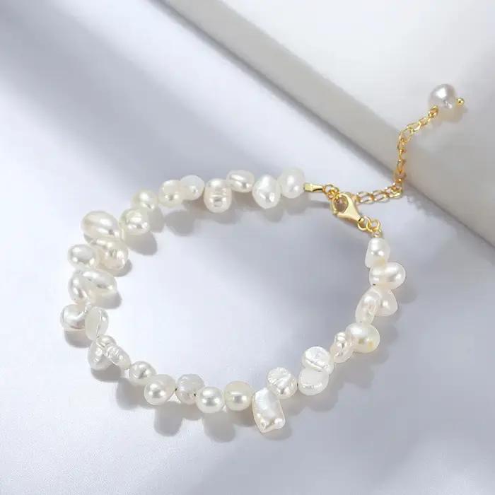 Bracelet en perles d'eau douce baroques Dainashi 4-5 mm