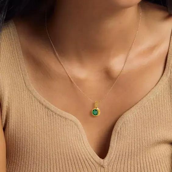 CARLIDANA bijoux fins breloques collier de pierre de naissance chaude mode Simple Zircon collier en acier inoxydable cadeau d'anniversaire de noël