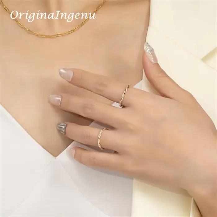 Bague en argent regardé 925 pour femme, bague ondulée minimalisme faite à la main, bijoux délicats, bague Boho TarjuvenDegree