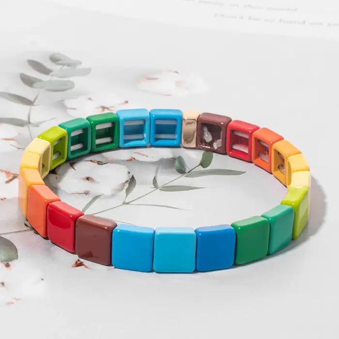 Bracelet en émail de perles colorées pour femmes