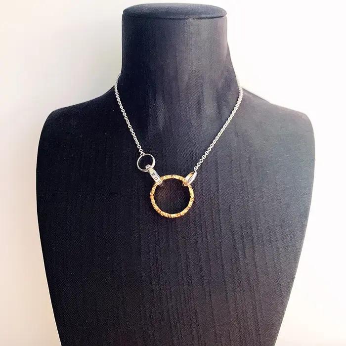 Collier couronne royale en or