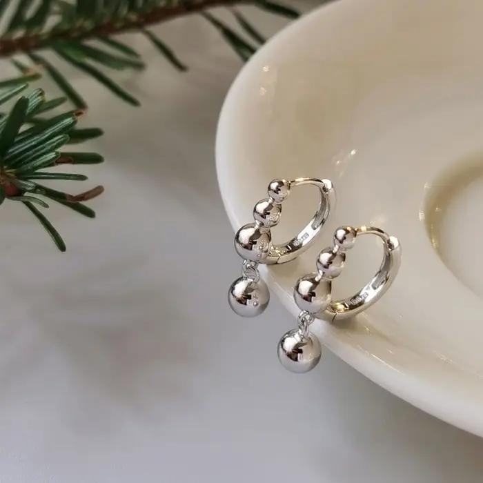 Boucles d'oreilles en argent sterling 925 design simple moderne unique pour femmes occasions spéciales elegance subtile