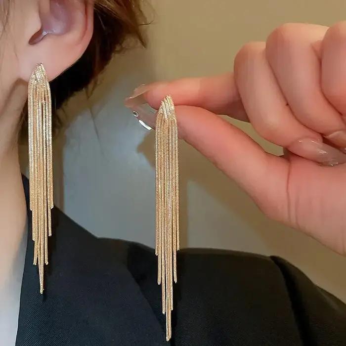Boucles d'oreilles pendantes en forme de V couleur or