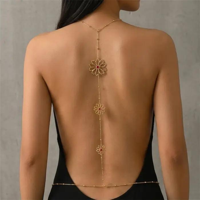 Chaîne de dos sexy dorée à motif floral pour femme, collier de corps perlé, bijoux de plage bohème,