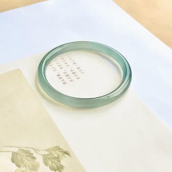 Bracelets de beauté vert glacé pour dames, bracelets Jingle, frais et élégants