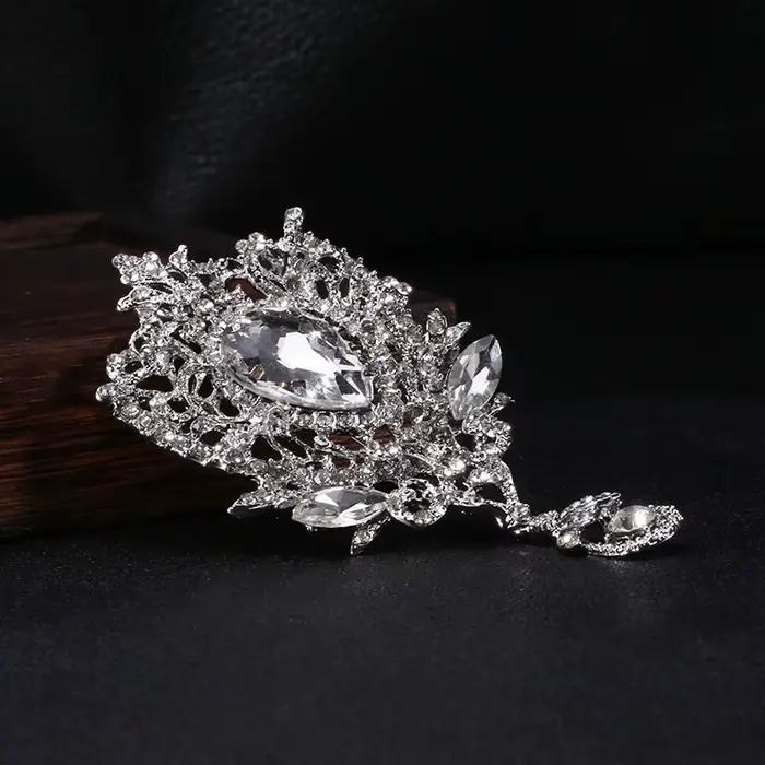 Broches de fleur en cristal classique pour femmes, bijoux de luxe, accessoires de mode, décoration de vêtements, bijoux élégants pour occasions spéciales
