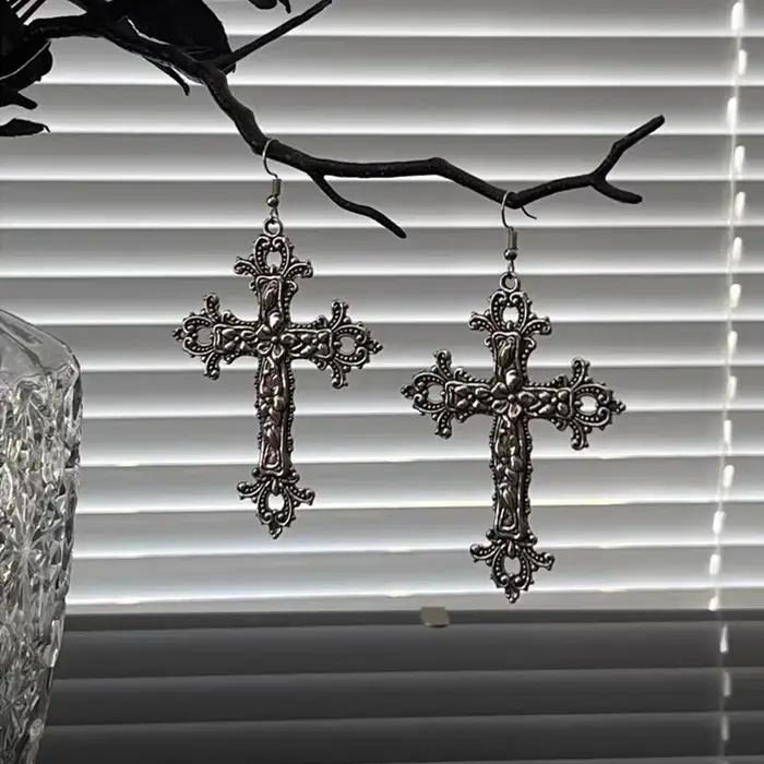 Boucles d'oreilles croisées gothiques baroques vintage pour femmes style punk accessoire gothique Y2K grunge occasions spéciales