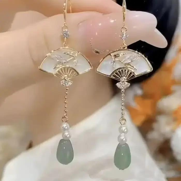 Boucles d'oreilles longues à pampilles en forme d'éventail pour femmes