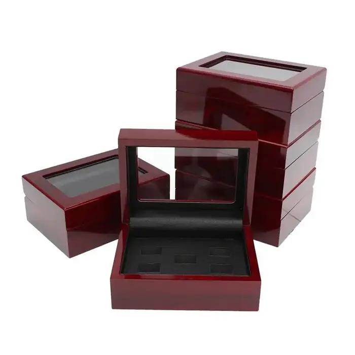 Boîte à bijoux en bois