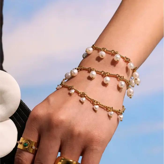 Collier Boho Bracelet assorti en laiton plaqué or 18 carats avec perles en plastique multi-cœurs breloques colliers Bracelets pour femme