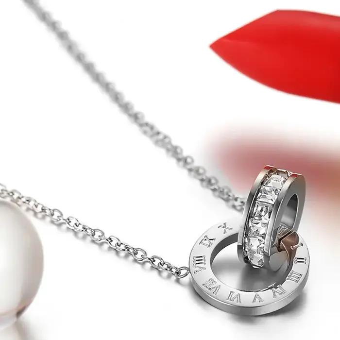 Collier classique pour femme avec chiffres romains et cristaux
